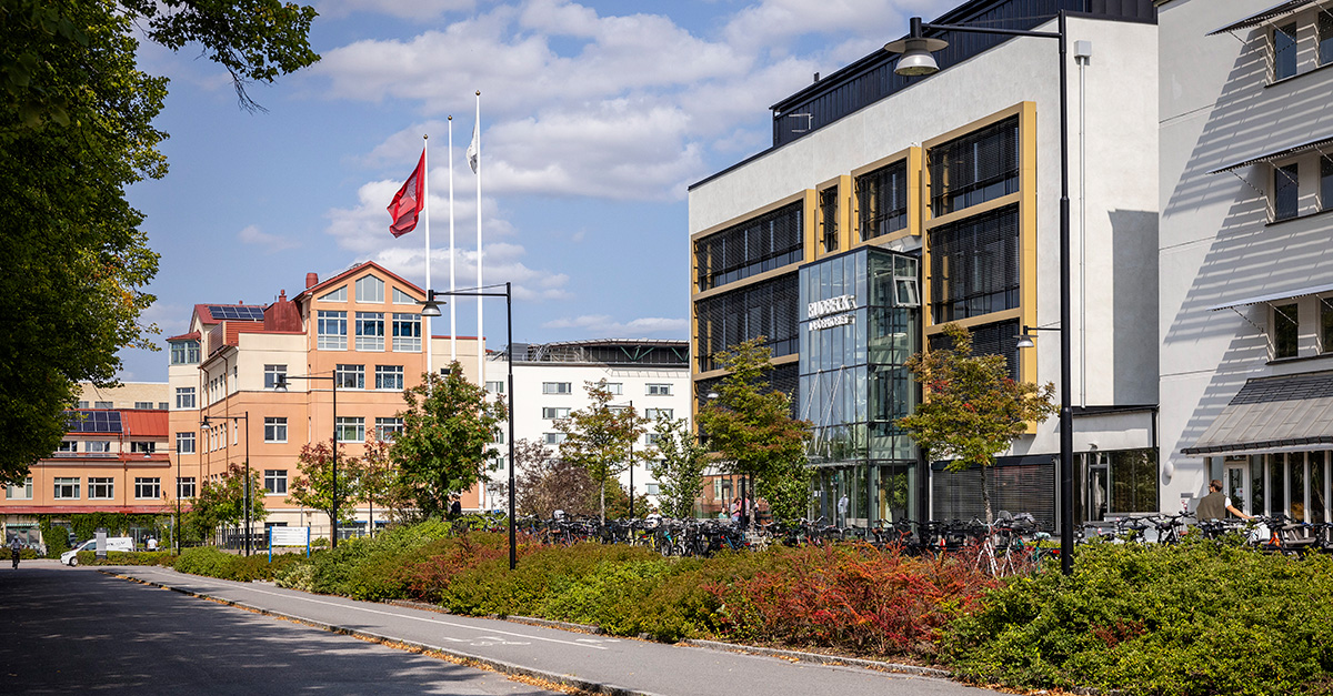 Laboratory building